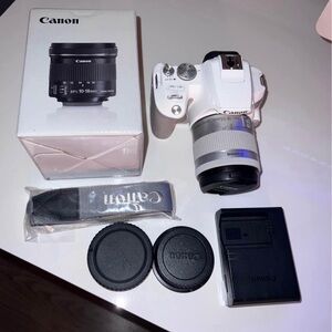 Canon White DSLR Camera with Lens Kit